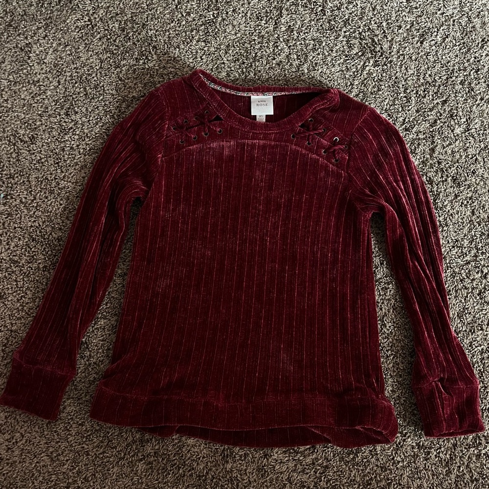 Knox Rose red sweater size XS